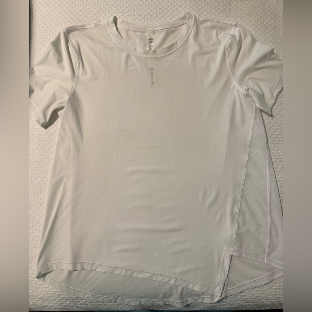 NWOT Lululemon top